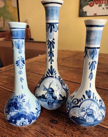 3x Delfts Blauw vaasje beschikbaar voor biedingen