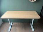 IKEA Bureau - Zo goed als nieuw, Huis en Inrichting, Bureaus, Ophalen of Verzenden, In hoogte verstelbaar, Zo goed als nieuw, Bureau