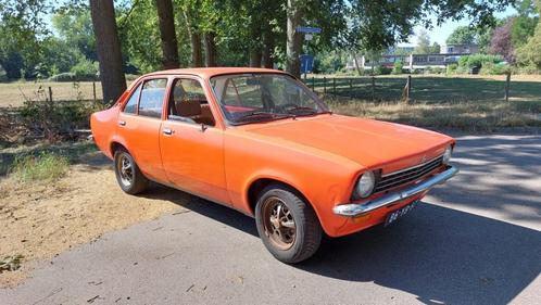 Opel Kadett 1200S 1976 - APK-vrij 2026 Oldtimer, Auto's, Opel, Particulier, Kadett, Benzine, Sedan, Automaat, Geïmporteerd, Overige kleuren