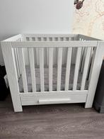 Mooie stevige box met lade en boxkleed, Ophalen, Gebruikt, Boxkleed