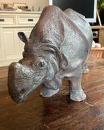 Oude Pantser Neushoorn Beeld - Stoer & Chic, Tuin en Terras, Ophalen, Gebruikt, Overige materialen, Dierenbeeld