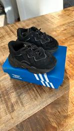 ADIDAS OZWEEGO SNEAKERS MAAT 20, Kinderen en Baby's, Kinderkleding | Schoenen en Sokken, Adidas OZWEEGO, Jongen of Meisje, Ophalen of Verzenden