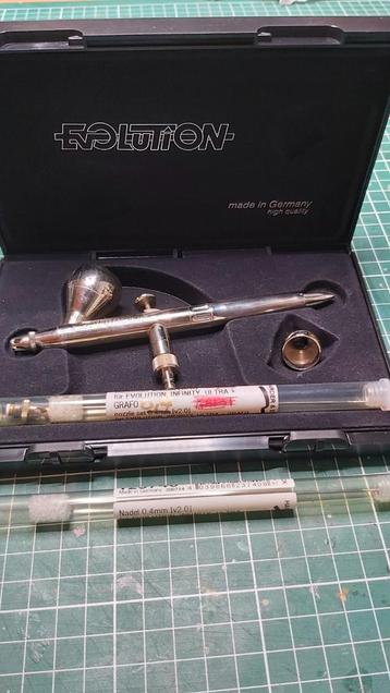 Airbrush en toebehoren beschikbaar voor biedingen
