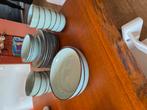 Servies set, Huis en Inrichting, Ophalen, Overige stijlen, Bord(en)