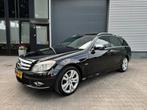 Mercedes-Benz C200 Kompr / pano / automaat /leder / beurt, Auto's, Euro 5, Achterwielaandrijving, 1800 kg, Zwart