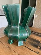 POLSPOTTEN Puyi Vaas - Donkergroen, Huis en Inrichting, Woonaccessoires | Vazen, Aardewerk of Porselein, Nieuw, Ophalen of Verzenden