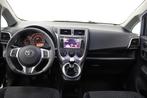 Toyota Verso-S 1.3 VVT-i Trend Camera|Pano|Cruise|Trekhaak, Auto's, Toyota, Voorwielaandrijving, Euro 5, Gebruikt, Bedrijf
