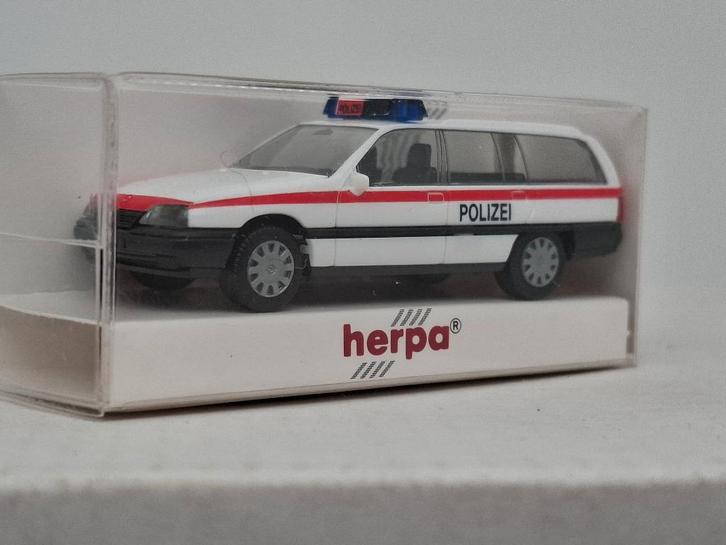 Opel Omega politie - Herpa 1/87, Hobby en Vrije tijd, Modelauto's | 1:87, Zo goed als nieuw, Auto, Herpa, Verzenden