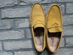 Te koop Guiseppe Maurizio heren schoen maar 41 okergeel, Kleding | Heren, Ophalen of Verzenden, Nieuw, Loafers