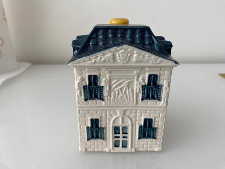 KLM huisje SPECIAL Waag, Verzamelen, KLM Huisjes, Zo goed als nieuw, Paleis of Waag, Gevuld, Verzenden