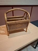 Rieten tijdschriften mand, Ophalen of Verzenden, Zo goed als nieuw