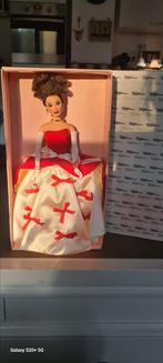 Barbie mikelmain by Paul david nrfb, Verzamelen, Poppen, Ophalen of Verzenden, Zo goed als nieuw, Fashion Doll