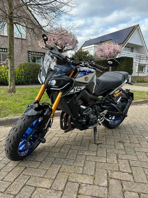 Yamaha MT-09 SP ABS (2019) (Silver Blu Carbon), Motoren, Motoren | Yamaha, Particulier, Naked bike, meer dan 35 kW, 3 cilinders