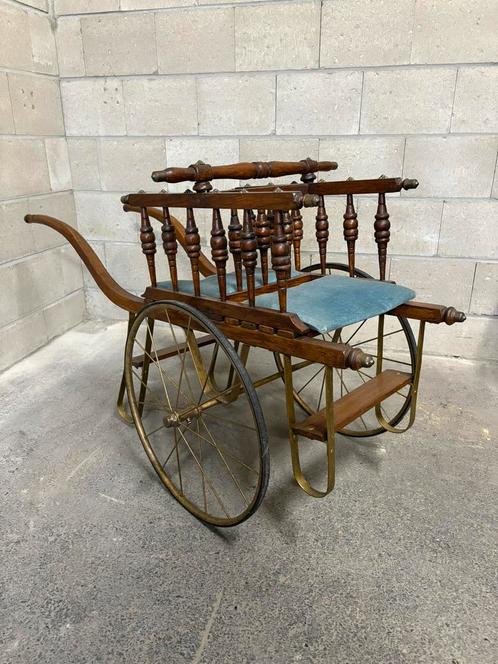 Antieke houten loopwagen kinderwagen, Antiek en Kunst, Antiek | Woonaccessoires, Ophalen of Verzenden