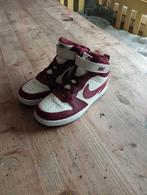 Unisex Nike Schoenen, Jongen of Meisje, Schoenen, Ophalen of Verzenden, Zo goed als nieuw