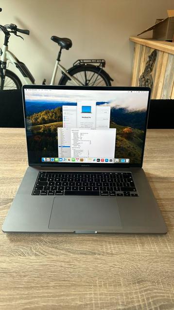 MacBook Pro 16 inch i7 32GB 512GB Space Grey | Office  beschikbaar voor biedingen