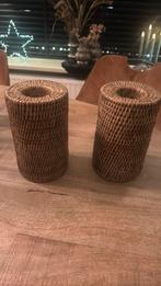 Twee birma rieten waxinelichthouders €12,50, Ophalen of Verzenden, Gebruikt, Rond, Riet