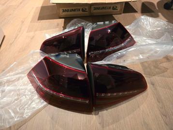 VW Golf 7 R Achterlichten Cherry Red - Origineel beschikbaar voor biedingen