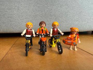Playmobil fietser poppetjes beschikbaar voor biedingen