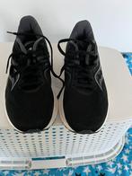 Saucony triumph zwart maat 40,5, Ophalen of Verzenden, Zo goed als nieuw, Hardloopschoenen, Saucony