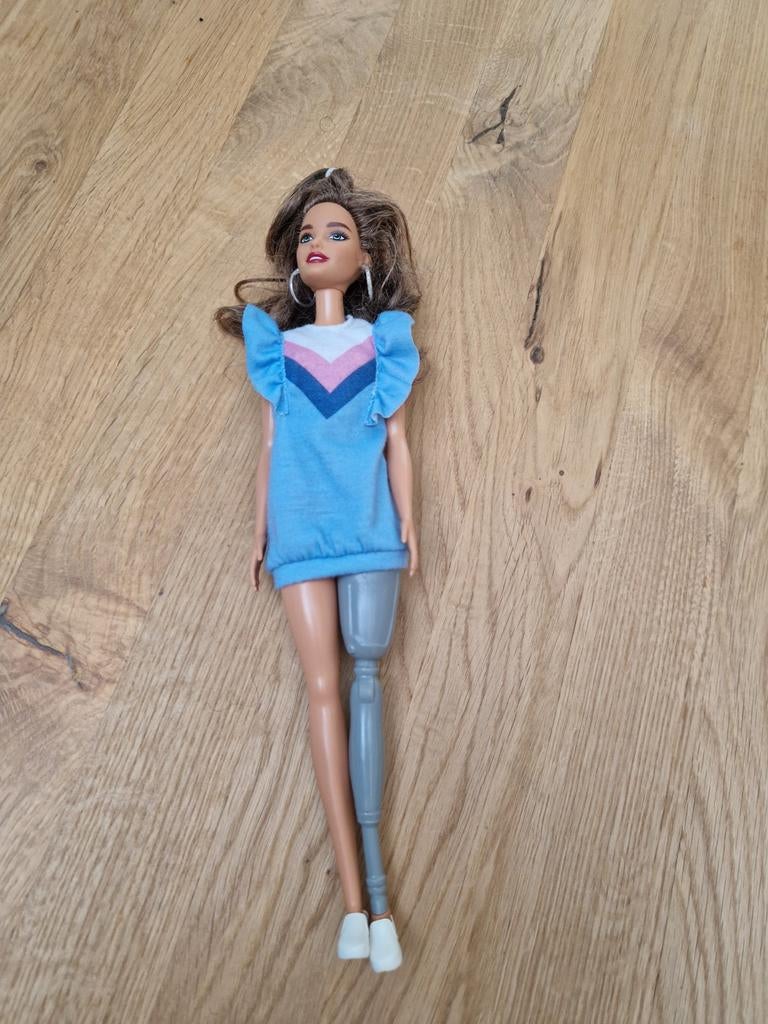 5x Barbie Fashionistas als nieuw, Ophalen of Verzenden, Zo goed als nieuw, Barbie