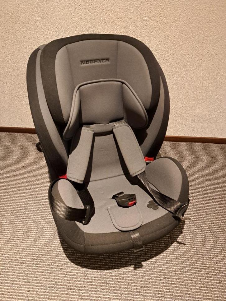 KIDSRIVER autostoel, Kinderen en Baby's, Autostoeltjes, Zo goed als nieuw, Overige merken, 9 t/m 36 kg, Autogordel of Isofix, Verstelbare rugleuning