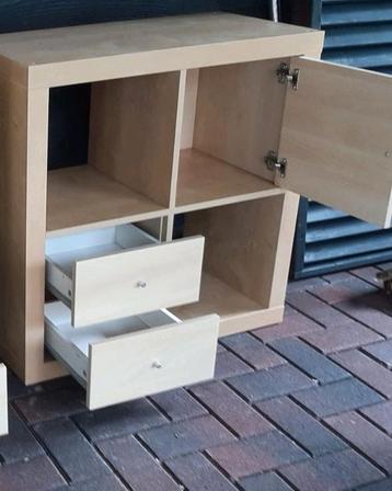 Ikea kallax  / expedit Vakkenkast met laden en deur beschikbaar voor biedingen