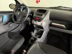 Peugeot 107 1.0-12V Urban Move Airco, Voorwielaandrijving, Gebruikt, 4 stoelen, Origineel Nederlands