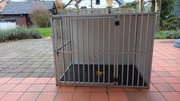 Xxl honden bench beschikbaar voor biedingen