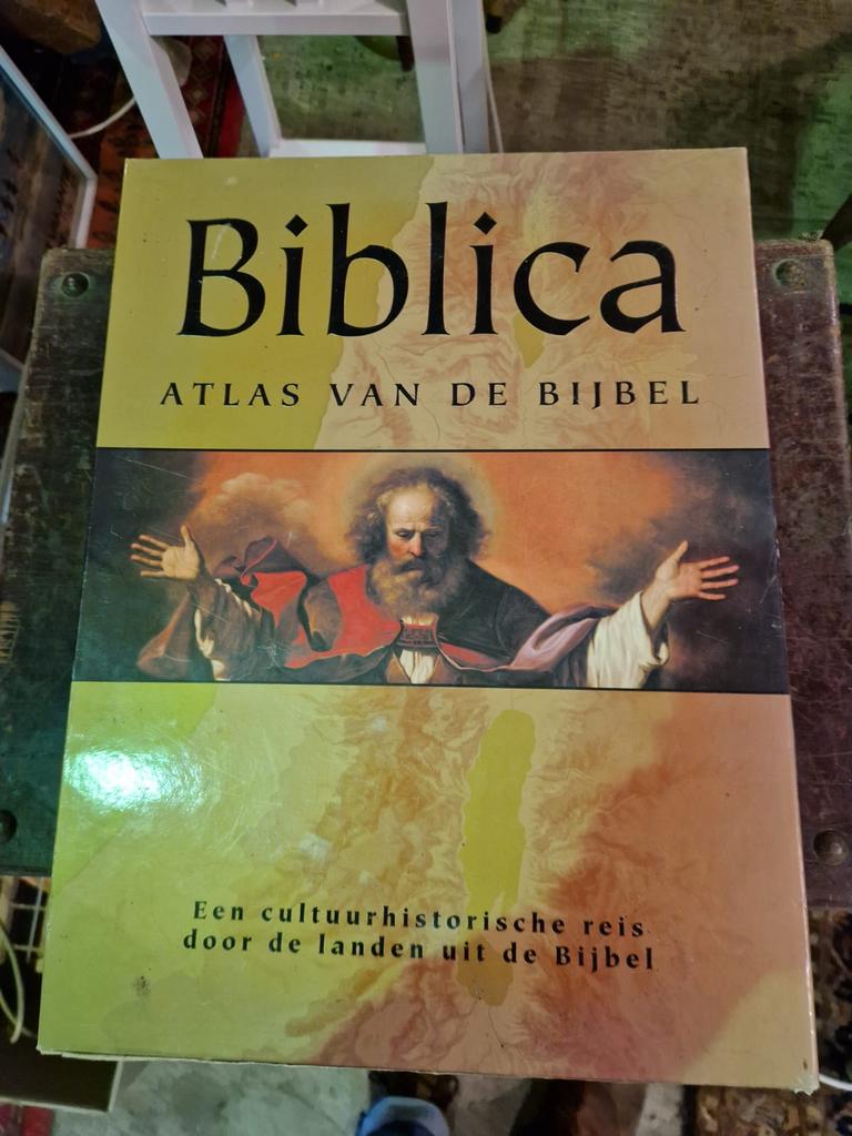 Biblica atlas van de bijbel nieuw in doos, Boeken, Ophalen of Verzenden, Zo goed als nieuw