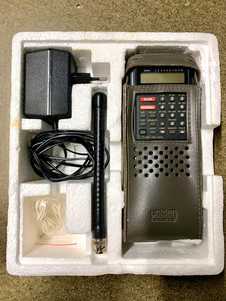 Uniden Bearcat UBC 200XLT handscanner, Telecommunicatie, Portofoons en Walkie-talkies, Niet werkend, Portofoon of Walkie-talkie