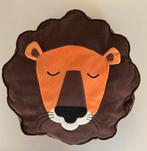 Kussen met leeuwenkop erop, Ophalen of Verzenden, Kleed of Kussen