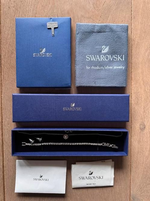 Swarovski ketting Armband & Oorbellen Set, Sieraden, Tassen en Uiterlijk, Armbanden, Zo goed als nieuw, Zilver, Met bedels of kralen