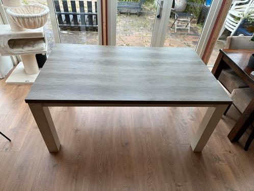 Complete set - eettafel, salontafel, 4 stoelen en TV meubel, Huis en Inrichting, Complete inboedels, Ophalen