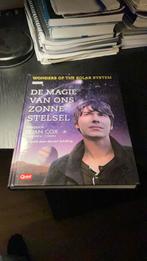 Brian cox - de magie van ons zonnestelsel, Ophalen of Verzenden, Zo goed als nieuw, Natuurwetenschap