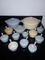 Regout pastel parafeu serviesdelen, Verzenden