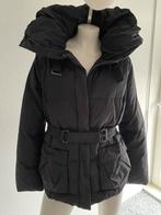 Trussardi winterjas met dons maat it 48, Kleding | Dames, Jassen | Winter, Maat 42/44 (L), Trussardi, Ophalen of Verzenden, Zo goed als nieuw