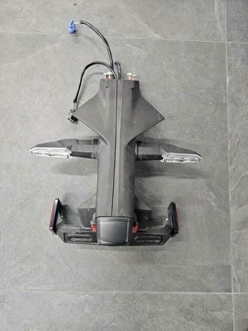 Kentekenplaathouder origineel Kawasaki Z900 beschikbaar voor biedingen