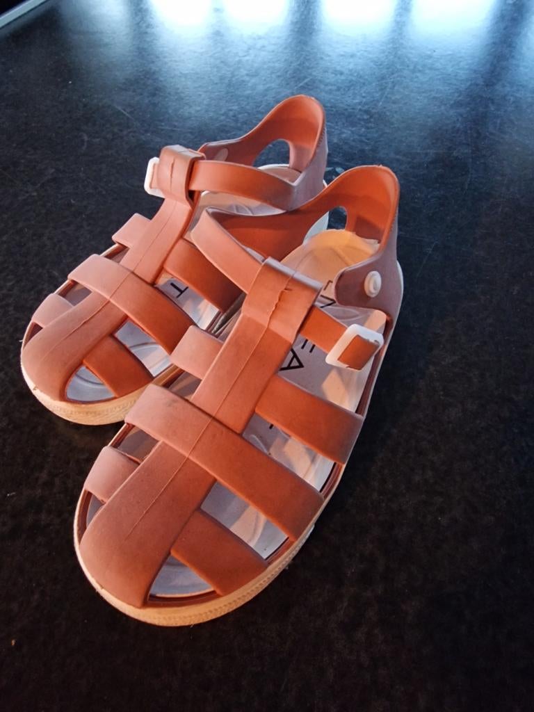 Enfant Sandalen Maat 23/24, Kinderen en Baby's, Kinderkleding | Schoenen en Sokken, Jongen of Meisje, Schoenen, Ophalen of Verzenden