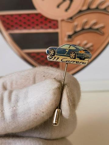 Origineel porsche 911 carrera  pin   beschikbaar voor biedingen