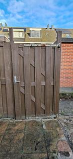 Schutting Elephant hout inclusief poort, Ophalen, 1 tot 2 meter, Minder dan 3 meter, Zo goed als nieuw