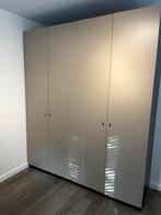 2 uitstekende grote garderobe kasten, Huis en Inrichting, Kasten | Roldeurkasten en Archiefkasten, Ophalen, Zo goed als nieuw