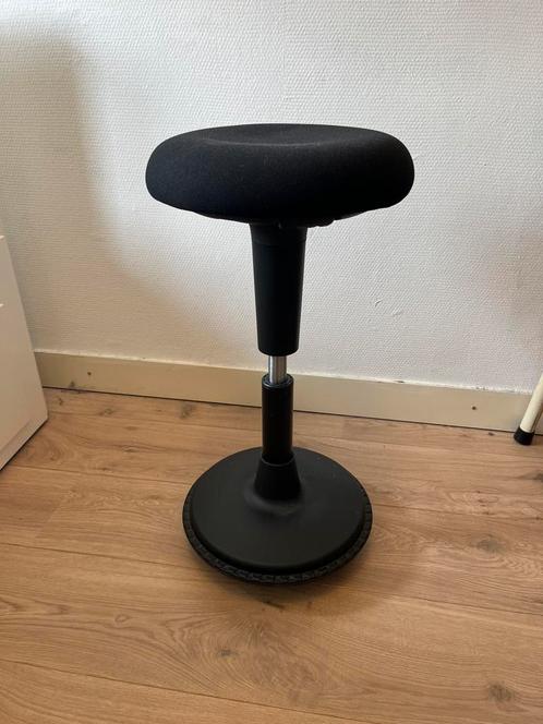 Wobble zit/sta kruk, Huis en Inrichting, Bureaustoelen, Zo goed als nieuw, Bureaukruk, Ophalen of Verzenden