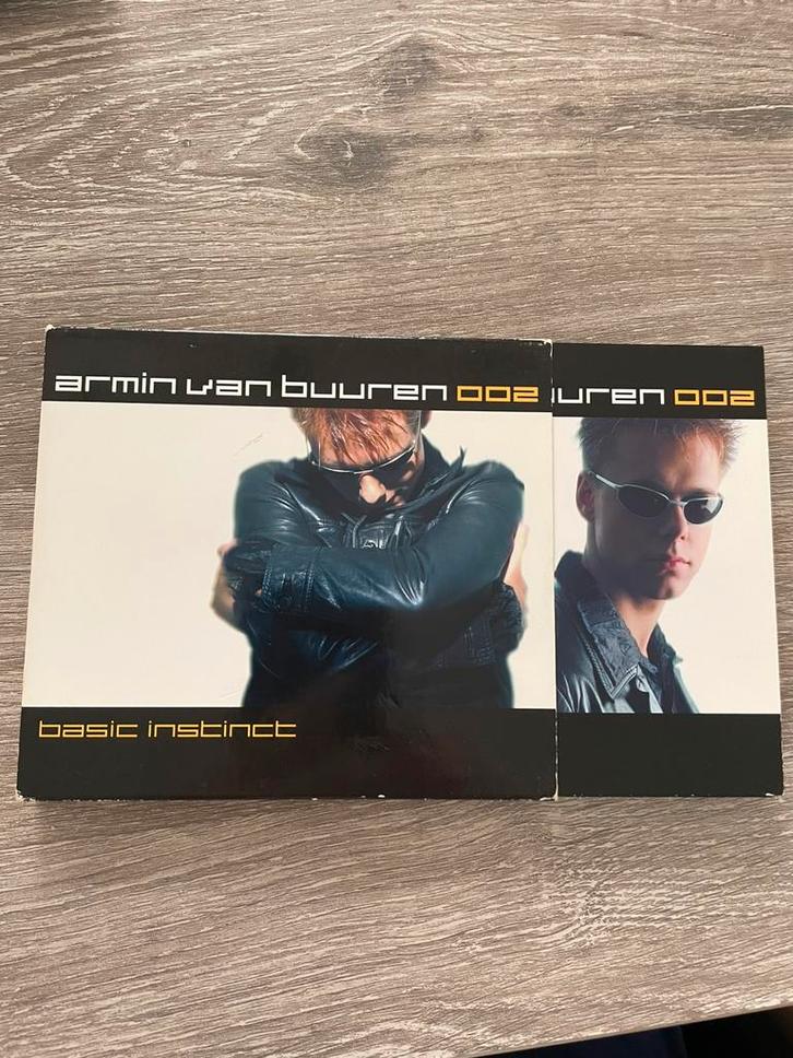 Armin van Buuren - 002 - Basic Instinct (2 CD Boxset), Cd's en Dvd's, Cd's | Dance en House, Zo goed als nieuw, Techno of Trance
