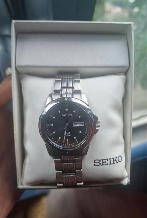 Seiko Solar Silver/Black SNE093P1 Horloge - Maat: 40 MM 🔥, Sieraden, Tassen en Uiterlijk, Horloges | Heren, Zo goed als nieuw