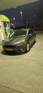 Ford Focus 1.5 Ecoboost 110KW 5-D 2015 Grijs, Auto's, Ford, 1225 kg, 4 cilinders, Handgeschakeld, Particulier