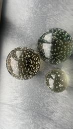 Deco glazen ballen massief 3 x presspaper, Ophalen of Verzenden, Zo goed als nieuw
