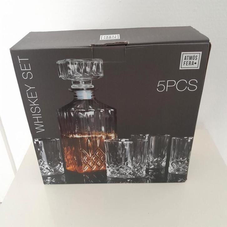 Whisky Karaf Set - 0.9L - Incl. 4 Glazen - ATMOS FERA, Huis en Inrichting, Keuken | Servies, Nieuw, Glas of Glazen, Effen, Glas