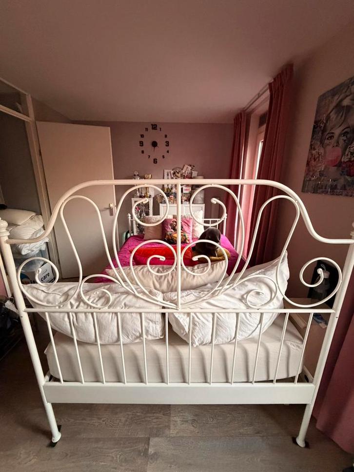 Ikea Leirvik bedframe 140 x 200 wit, Huis en Inrichting, Slaapkamer | Bedden, Zo goed als nieuw, Tweepersoons, 140 cm, Metaal