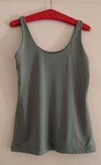 Nieuw: WE top pastel olijf groen dubbele stof XXL 42 44, WE, Maat 42/44 (L), Nieuw, Ophalen of Verzenden